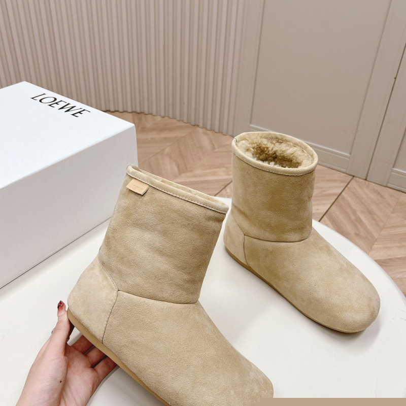 l*ew* boots